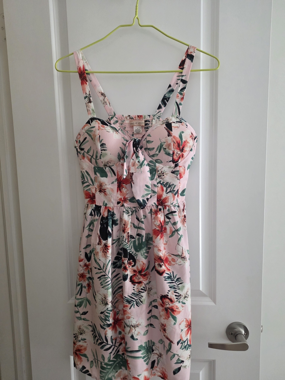 Band of Gypsies Pink Floral Tie-Front Midi Dress